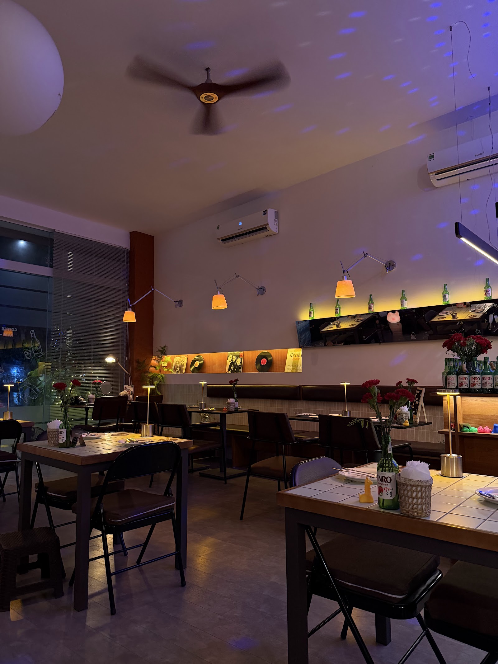 Tổ hợp So đậm - Cafe, K Pasta & Pizza – Không gian quán