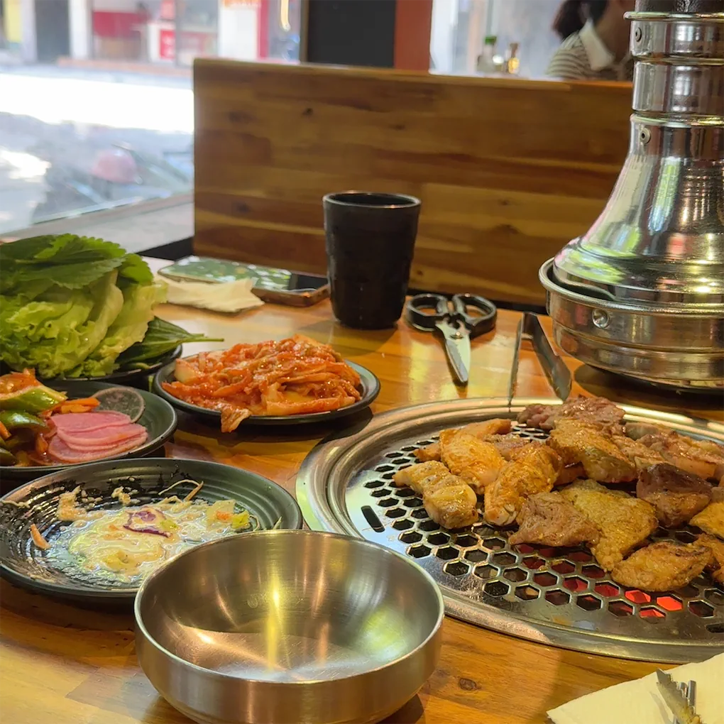 Nhà hàng Trư Bát Giới - Thịt Nướng Than Hoa - Lẩu Thái Tomyum.
