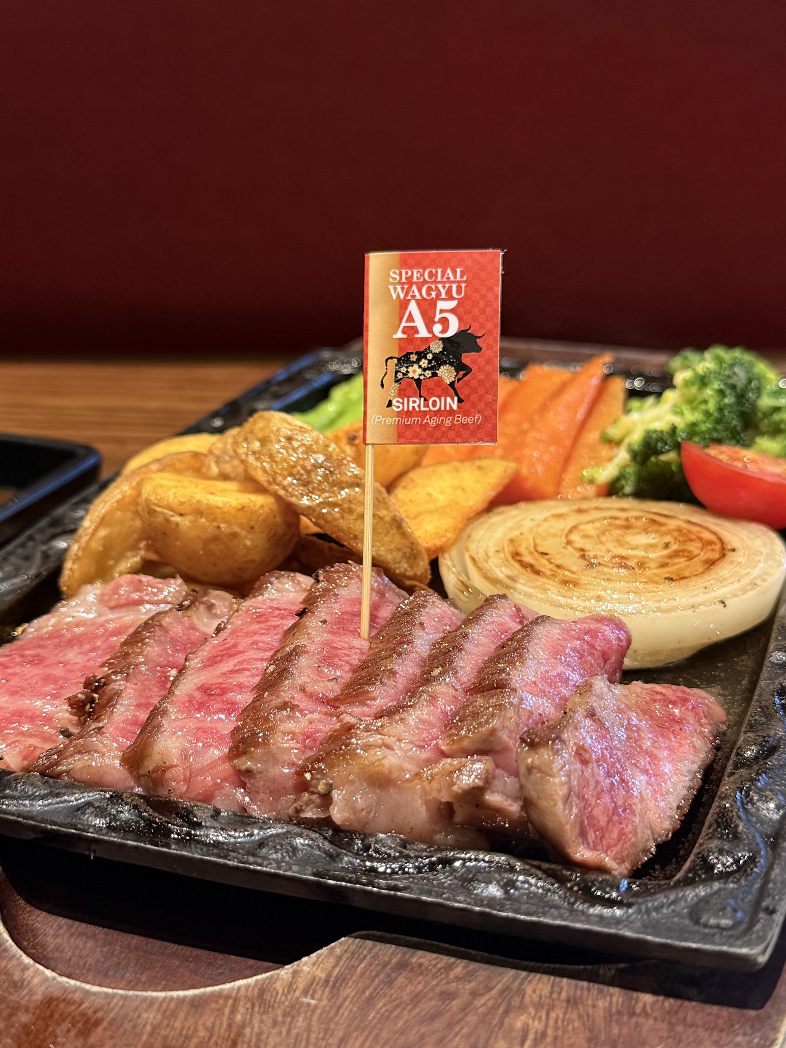 Ushi Mania - Japanese Aging Beef & Bar (Lotte West Lake)