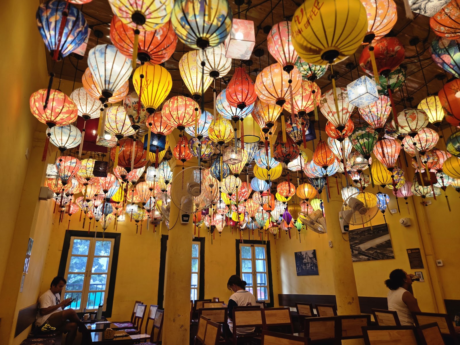 Vi Anh Coffee – Không gian quán