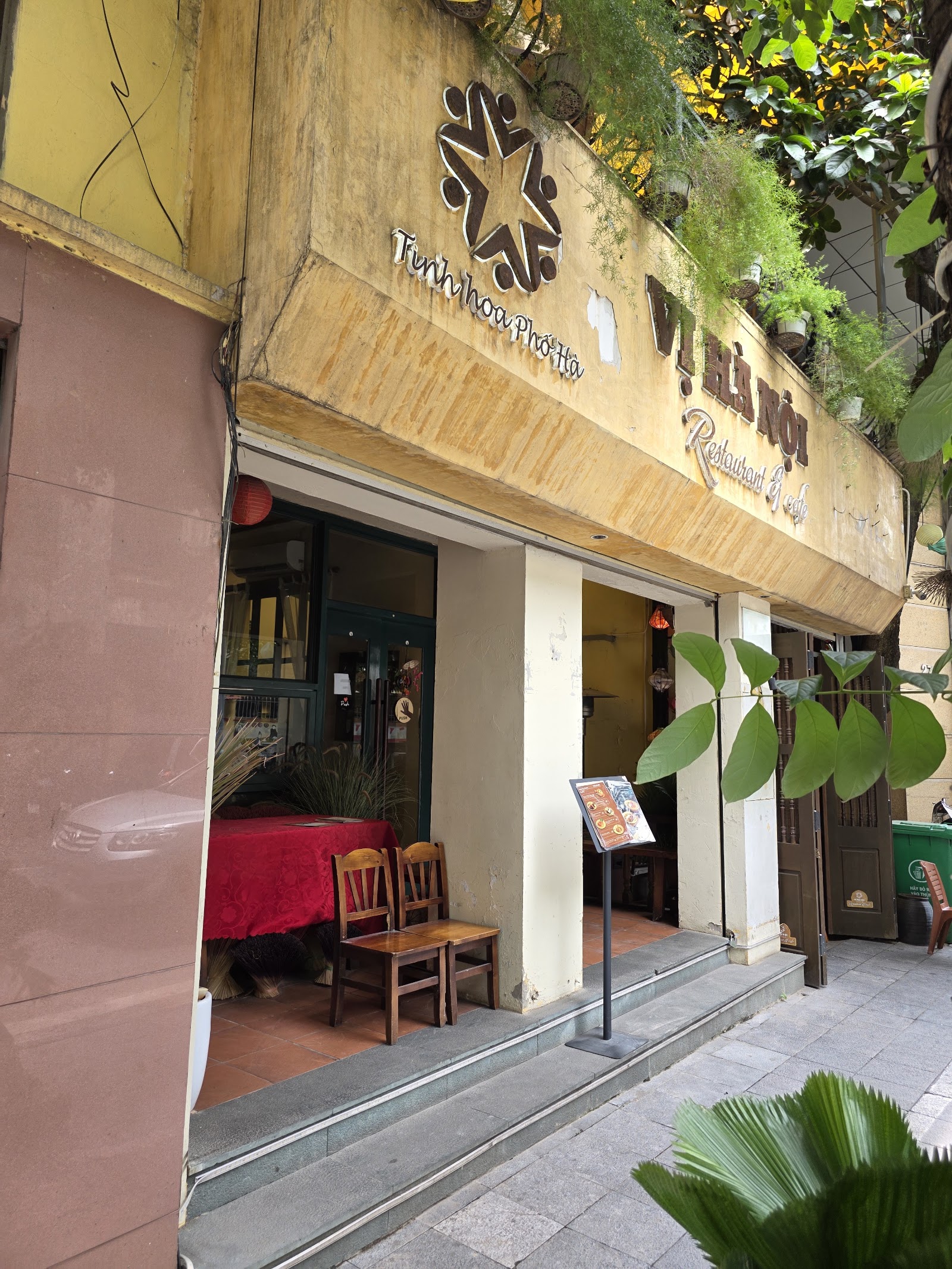 Vị Hà Nội Restaurant & Cafe