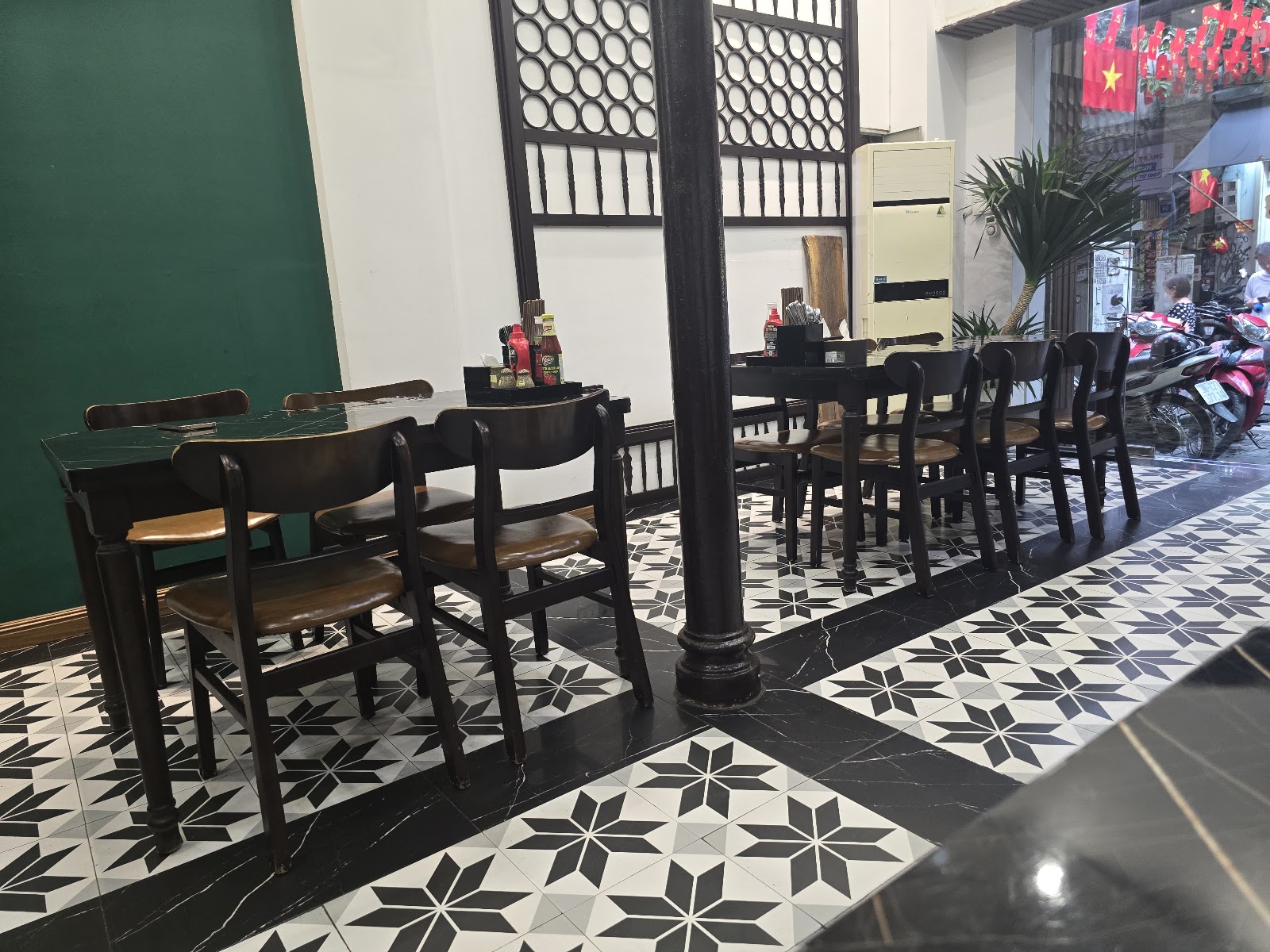 Viet Traditional Cuisine Restaurant