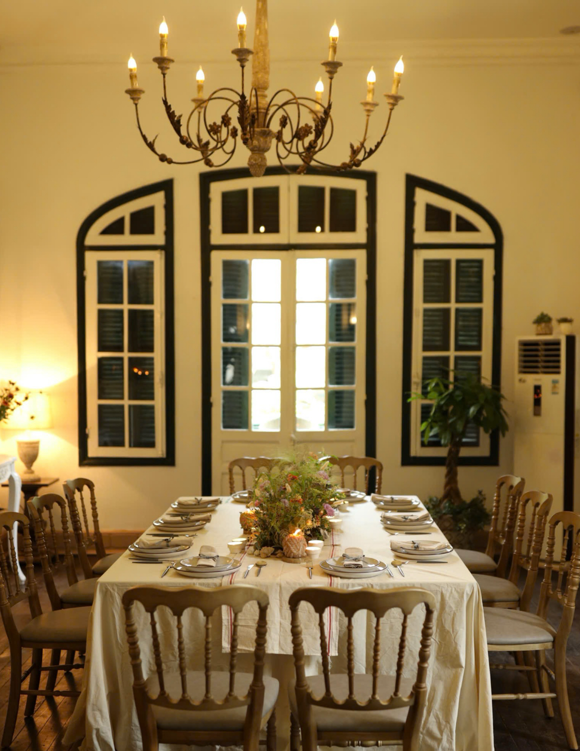 Villa Des Fleurs - Authentic French Fine Dining – Không gian quán