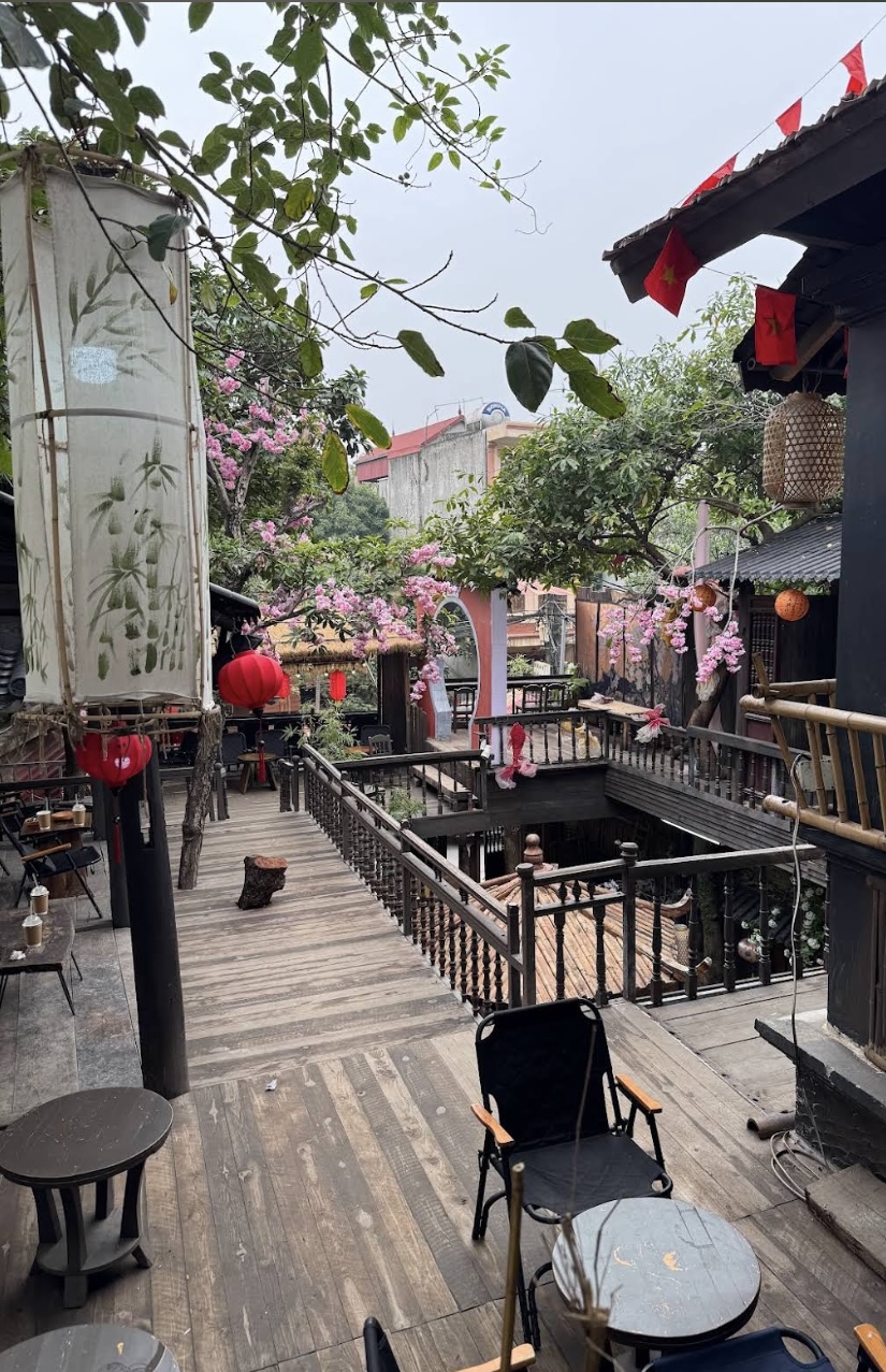 WAHA COFFEE - Cà phê cổ trang Hà Nội