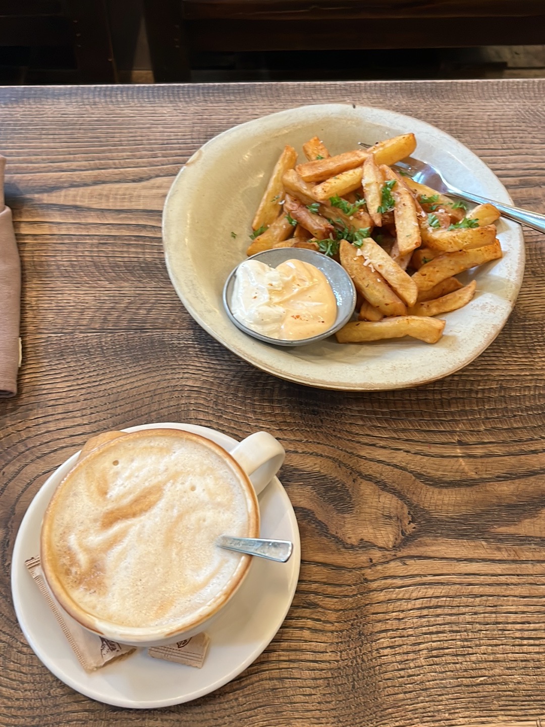 Xofa Café & Bistro