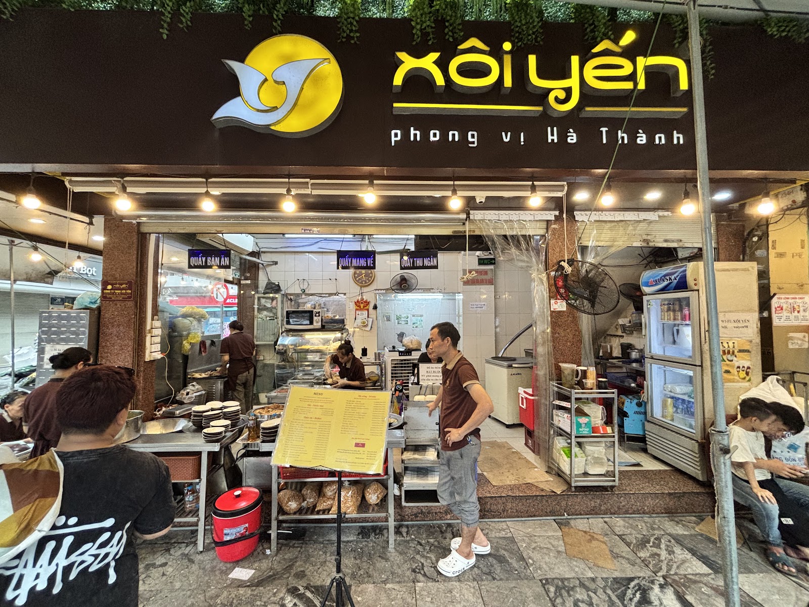 Xôi Yến – Không gian quán