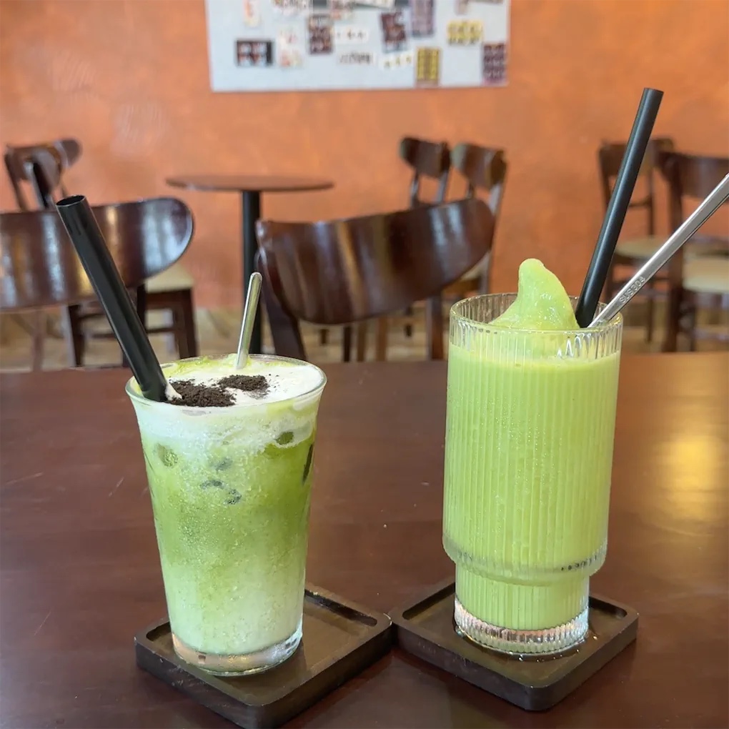 YÊN café & photobooth