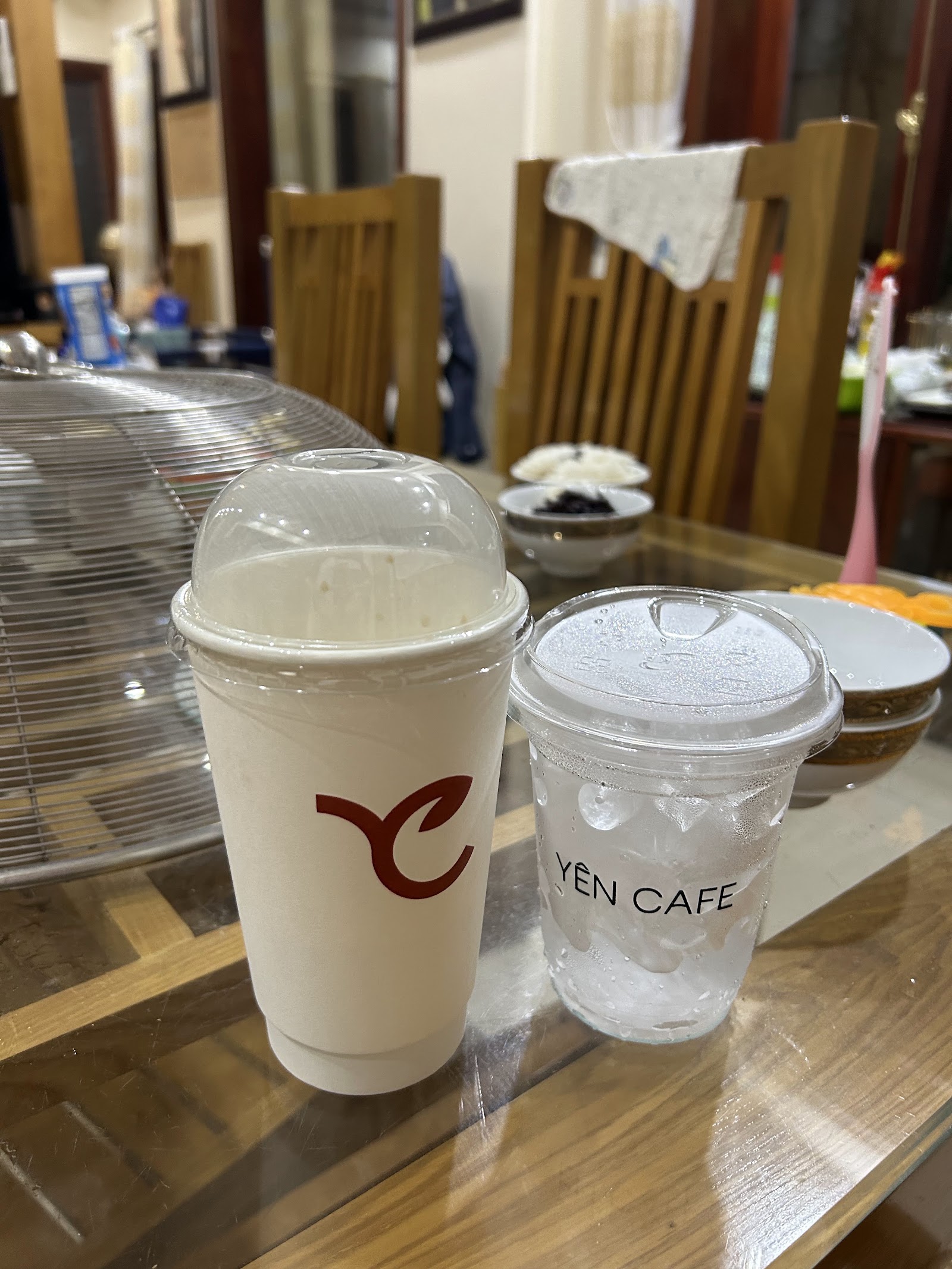 YÊN café & photobooth