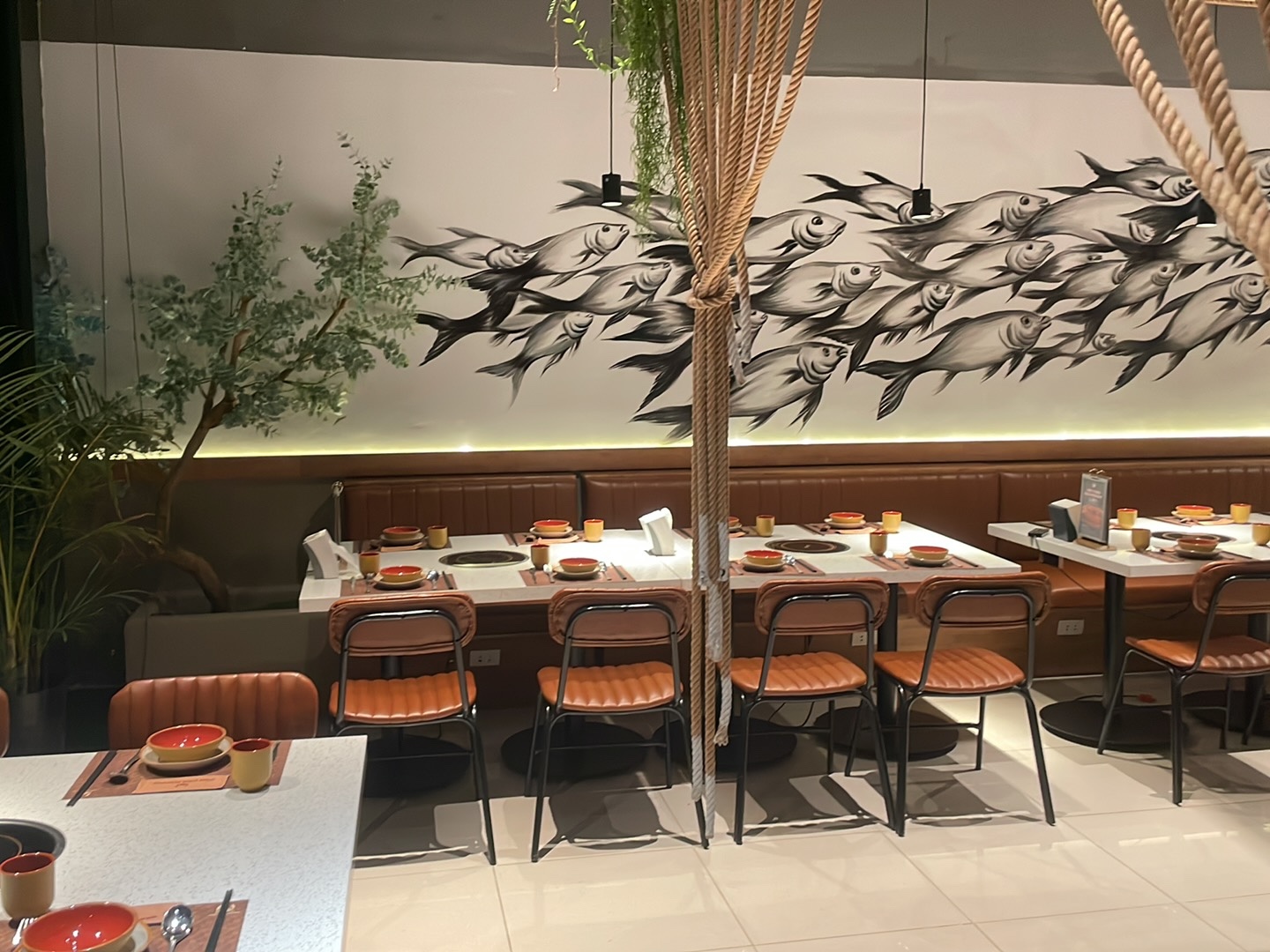 Yiam Yiam Seafood - Cua sốt cà ri Thái – Không gian quán