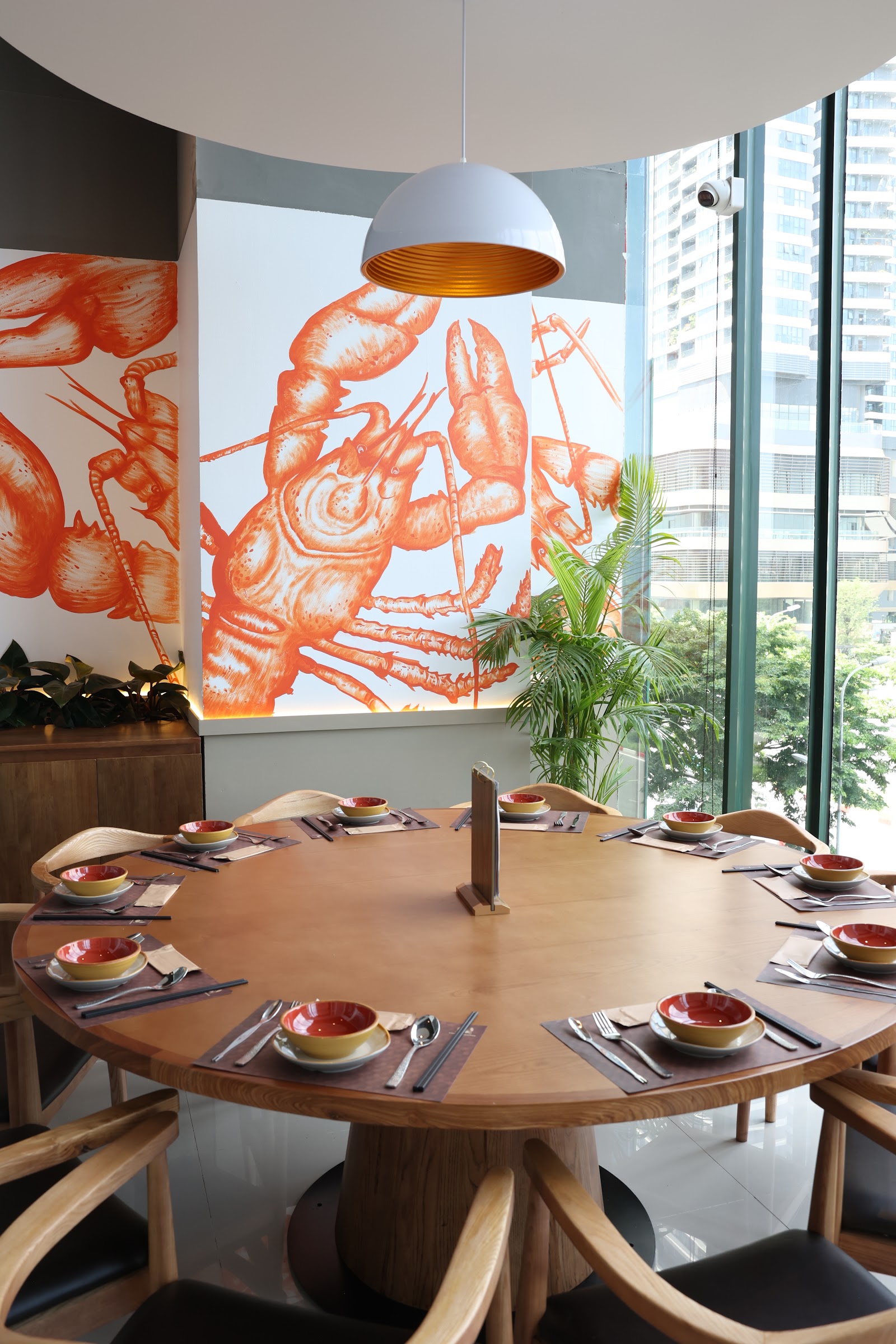 Yiam Yiam Seafood - Cua sốt cà ri Thái – Không gian quán