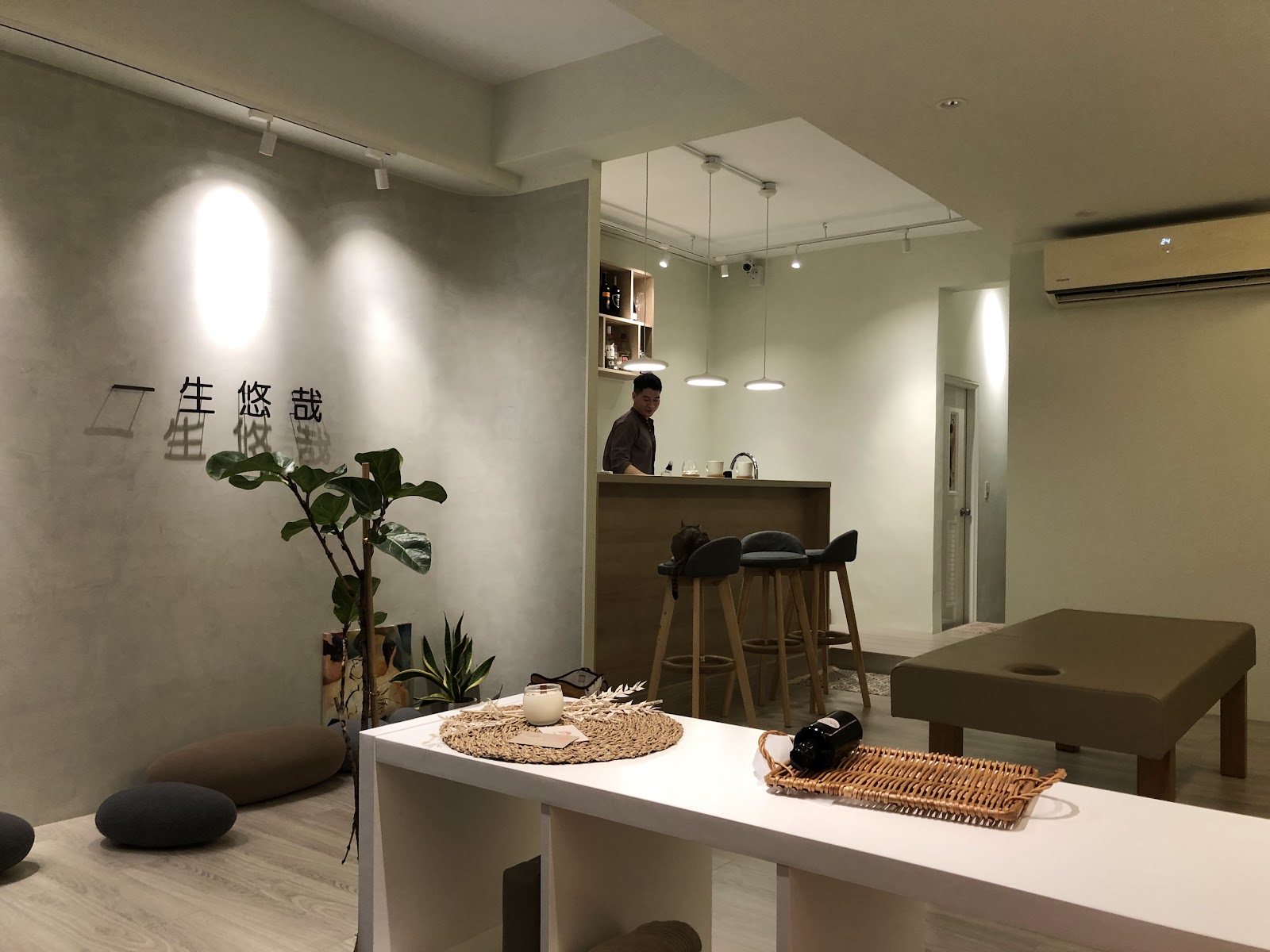 悠哉推拿Bar環境照