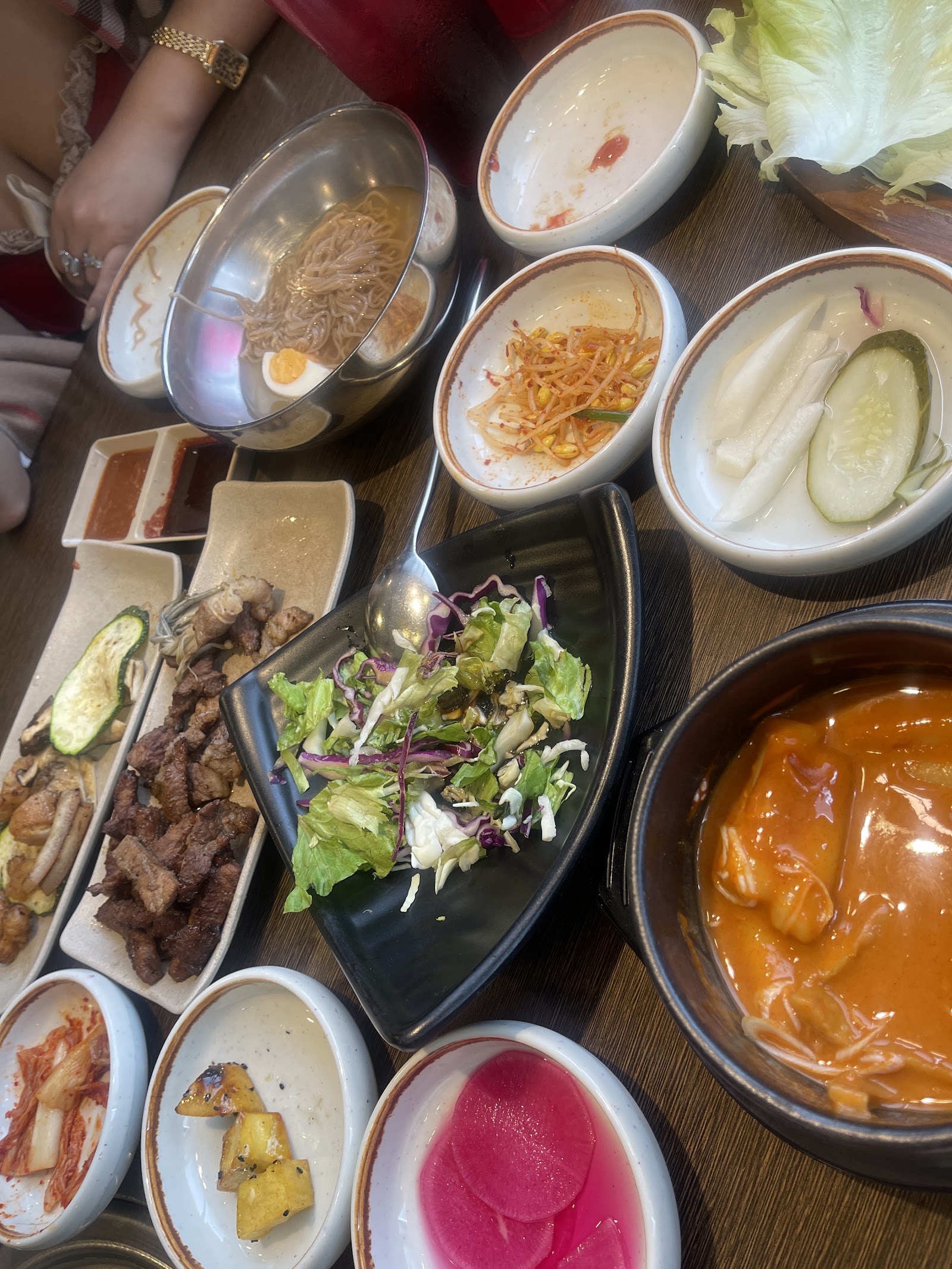 Yukssam BBQ Buffet