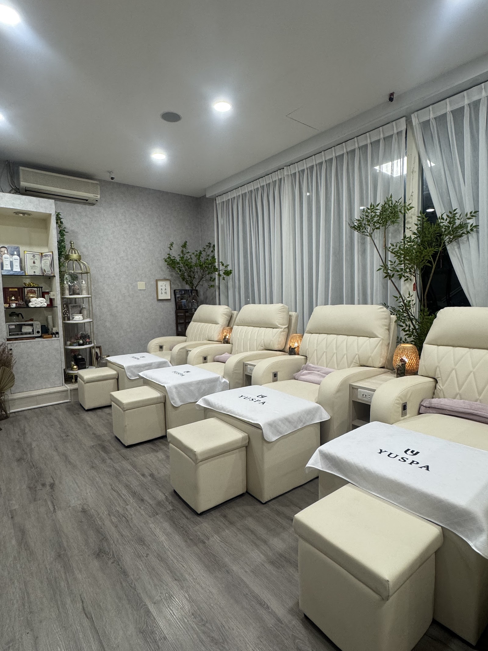 YUSPA悠舍Massage美學健康管理/精油舒壓/足浴腳底按摩/皮膚管理/體態雕塑/V臉拉提/健康養生/歡迎夫妻情侶檔環境照